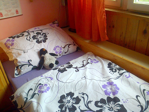 Album image copied from https://lh3.googleusercontent.com/JEOPdwPhhAgz8JIawLwmuFPK1qW-6IfSyltFnF658kQWDGdDBjIw3GqhOuGcB_I-m_nYOWE1xQ