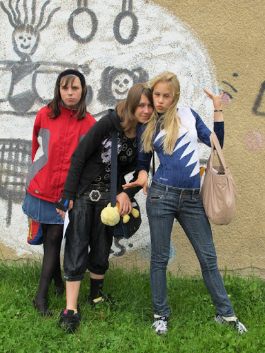 Album image copied from https://lh3.googleusercontent.com/VFPjW3rAh8w84fQjP3Kama-vg7pTsBojABrPy0SEuxm7zQiNMudLLuGY8xfqrvIoq1TNiAKhIg